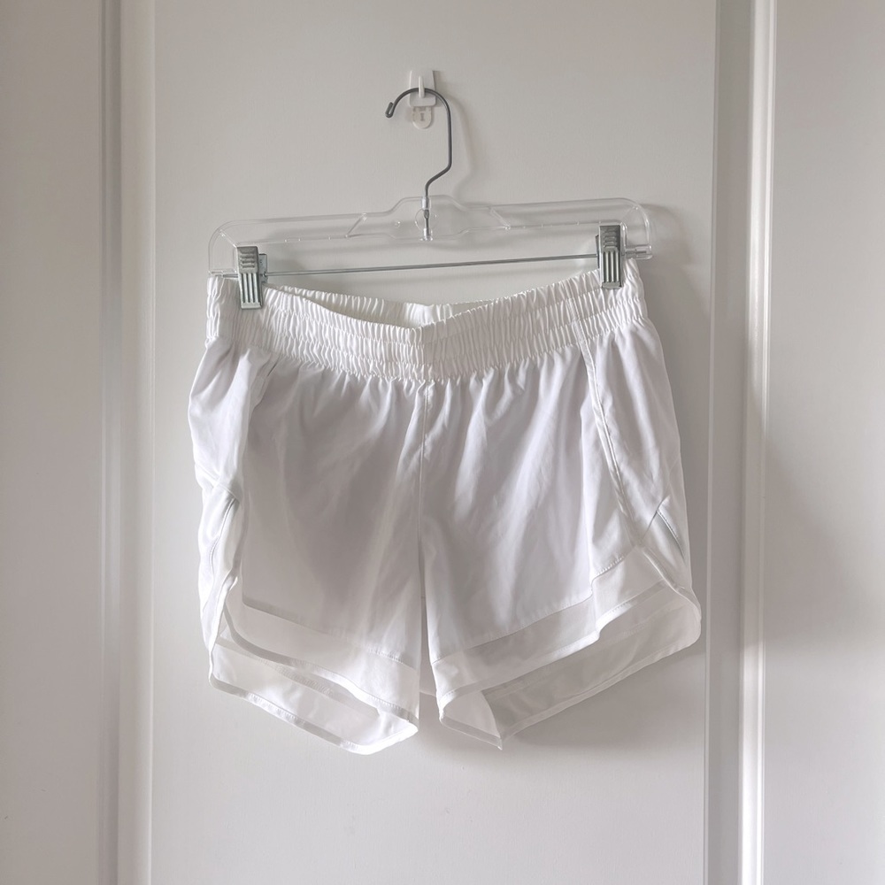 ATHLETA White Athletic Shorts, Adult Small